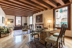  La Fenice Charming Flat  Венеция